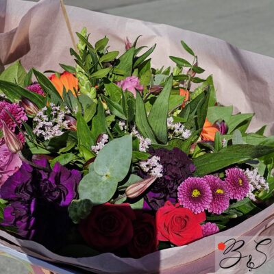 Blomsterforretning i Kastrup (2770) – elegant håndbundet buket fra BlomsterSymfoni med lokal levering.