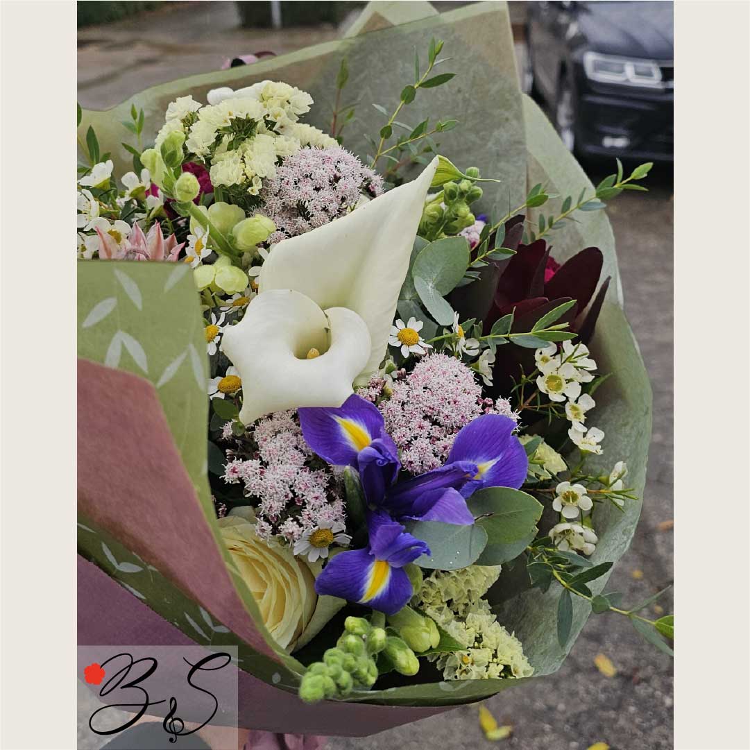 Blomsterforretning København C med elegant buket fra BlomsterSymfoni