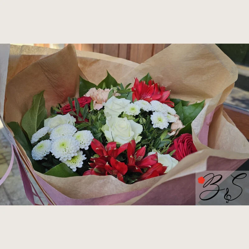 Blomsterhandler Glostrup med elegant buket fra BlomsterSymfoni