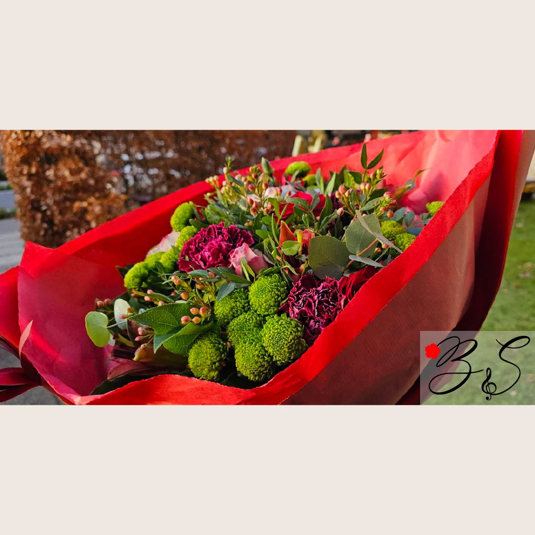 Fødselsdagsblomster København C med elegant buket fra BlomsterSymfoni