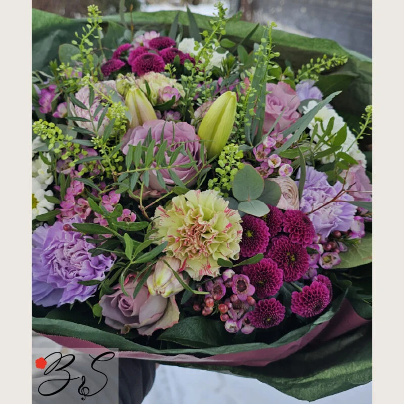 Blomsterhandler Vallensbæk med elegant buket fra BlomsterSymfoni