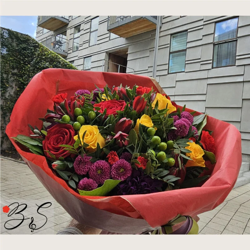 Fødselsdagsblomster København SV med elegant buket fra BlomsterSymfoni